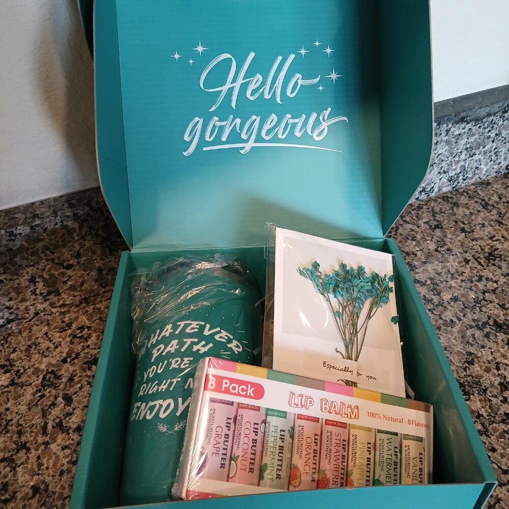 NWT Assorted Gift Box for any Celebration - Picture 2 of 10